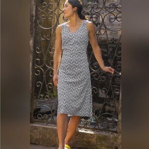 Title Nine Black and White Patterned Dress